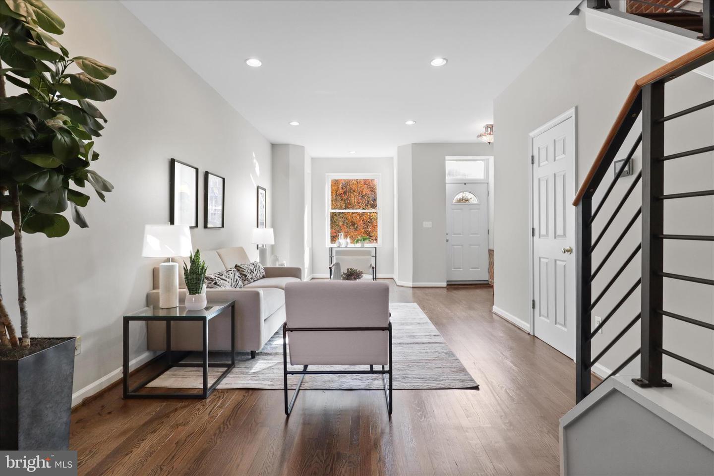 1327 HARVARD ST NW, WASHINGTON, District Of Columbia 20009, 3 Bedrooms Bedrooms, 14 Rooms Rooms,3 BathroomsBathrooms,Residential,For sale,1327 HARVARD ST NW,DCDC2229214 MLS # DCDC2229214