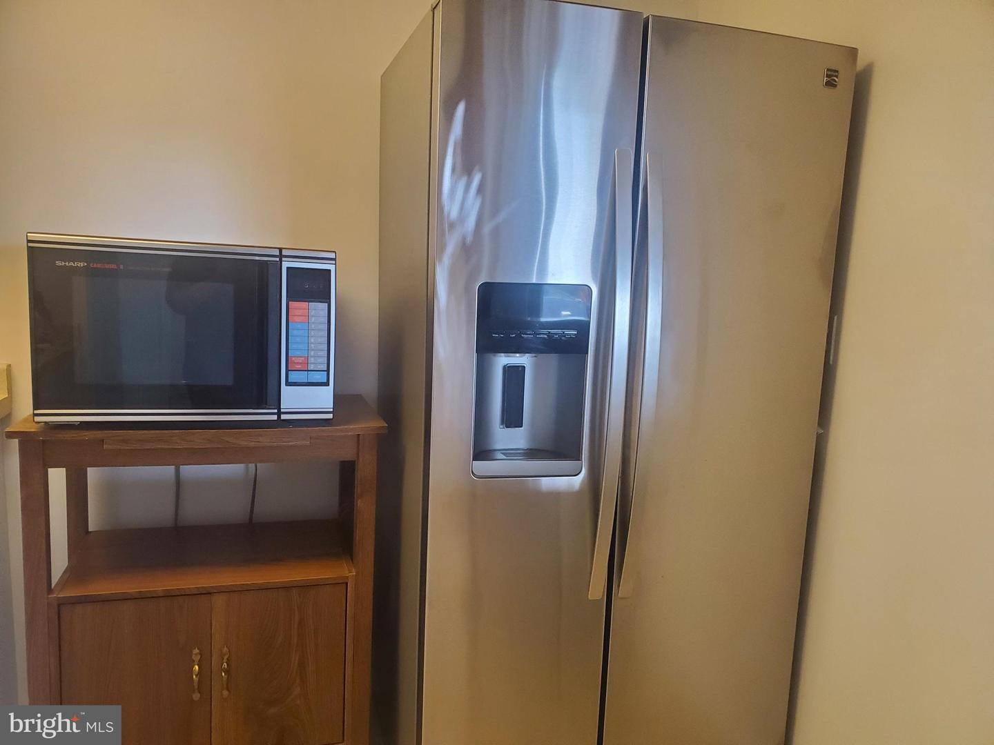 7336 LEE HWY #203, FALLS CHURCH, Virginia 22046, 2 Bedrooms Bedrooms, ,1 BathroomBathrooms,Residential,For sale,7336 LEE HWY #203,VAFX2281554 MLS # VAFX2281554