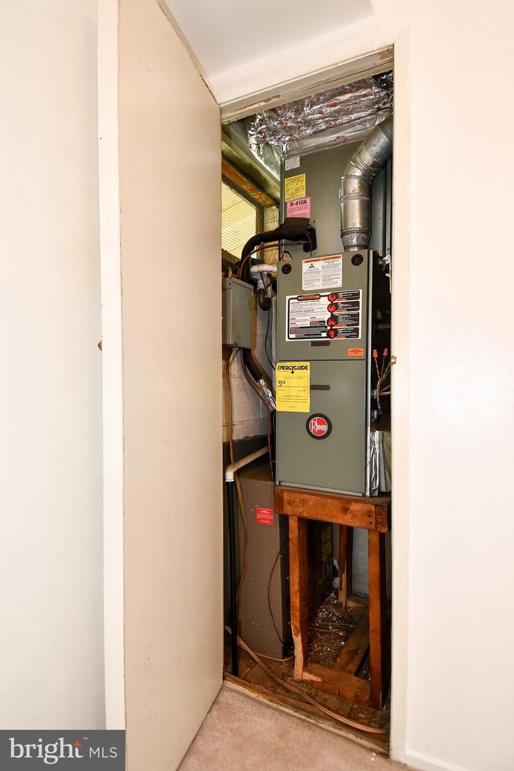 7336 LEE HWY #203, FALLS CHURCH, Virginia 22046, 2 Bedrooms Bedrooms, ,1 BathroomBathrooms,Residential,For sale,7336 LEE HWY #203,VAFX2281554 MLS # VAFX2281554