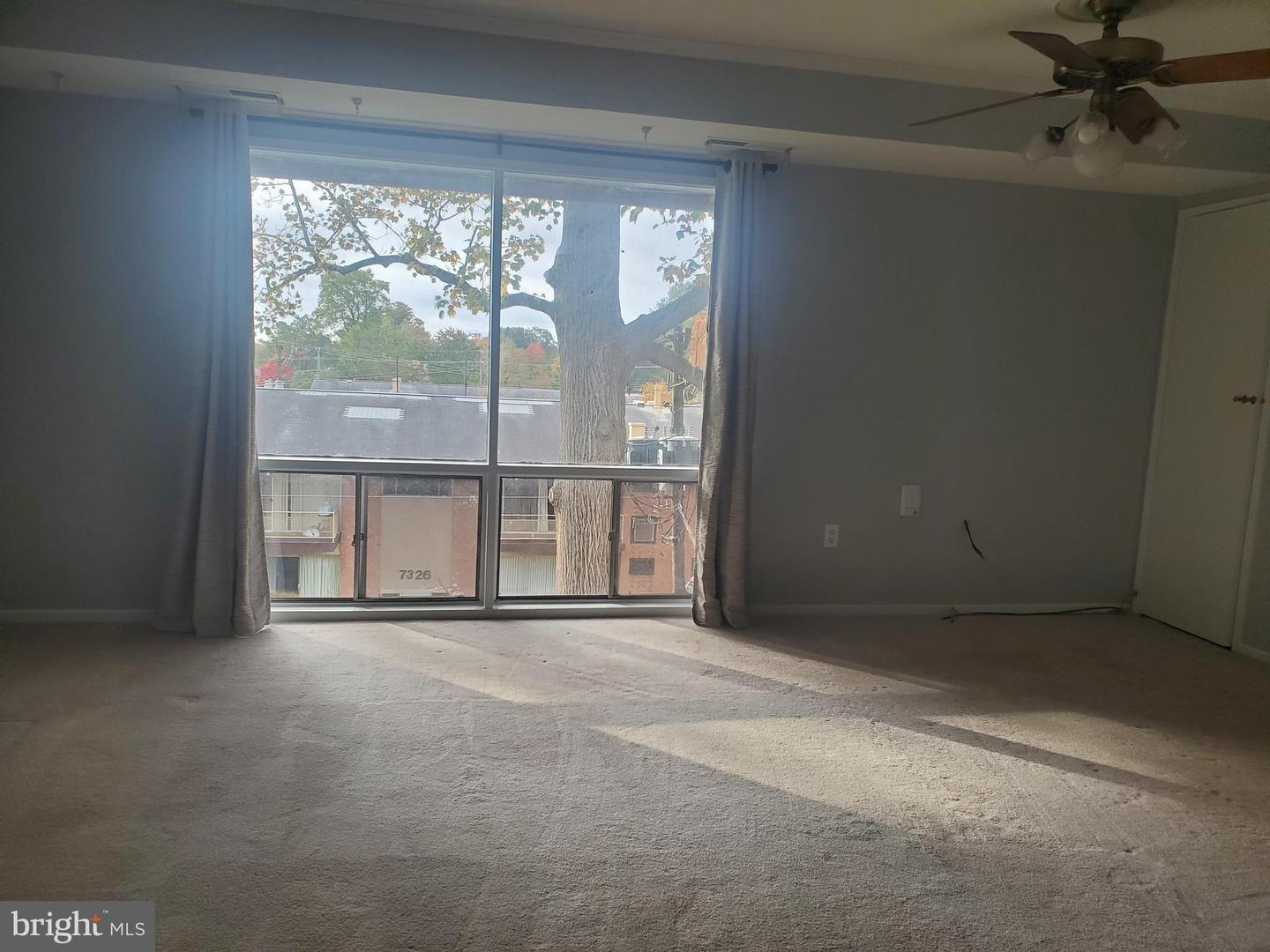 7336 LEE HWY #203, FALLS CHURCH, Virginia 22046, 2 Bedrooms Bedrooms, ,1 BathroomBathrooms,Residential,For sale,7336 LEE HWY #203,VAFX2281554 MLS # VAFX2281554