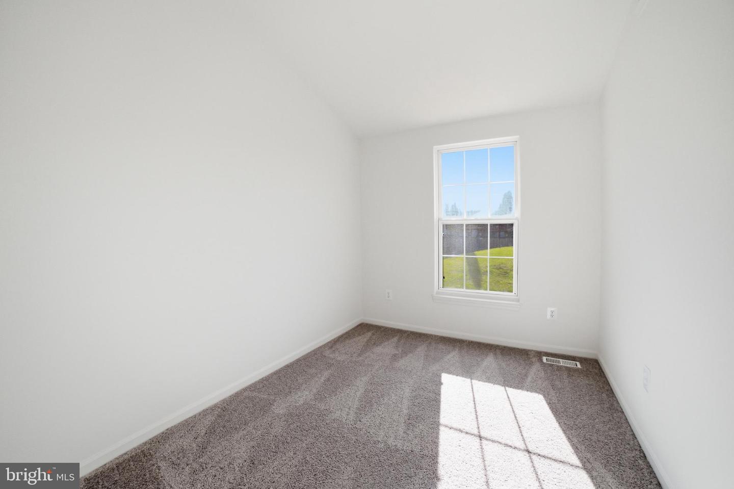 16828 TOMS RIVER LOOP, DUMFRIES, Virginia 22026, 3 Bedrooms Bedrooms, 7 Rooms Rooms,2 BathroomsBathrooms,Residential,For sale,16828 TOMS RIVER LOOP,VAPW2108826 MLS # VAPW2108826 16828 TOMS RIVER LOOP, DUMFRIES, Virginia 22026, 3 Bedrooms Bedrooms, 7 Rooms Rooms,2 BathroomsBathrooms,Residential,For sale,16828 TOMS RIVER LOOP,VAPW2108826 MLS # VAPW2108826