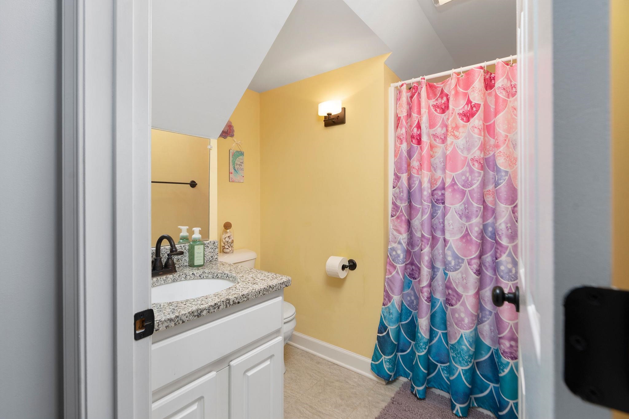 80 RIVERHEAD DR, STAUNTON, Virginia 24401, 4 Bedrooms Bedrooms, ,3 BathroomsBathrooms,Residential,80 RIVERHEAD DR,672394 MLS # 672394