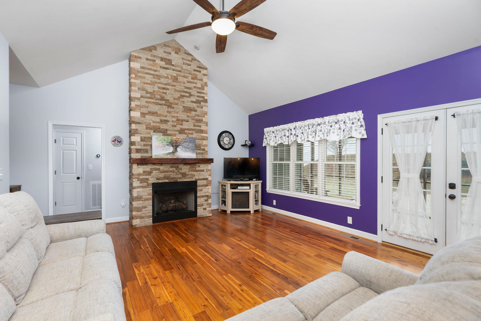 80 RIVERHEAD DR, STAUNTON, Virginia 24401, 4 Bedrooms Bedrooms, ,3 BathroomsBathrooms,Residential,80 RIVERHEAD DR,672394 MLS # 672394