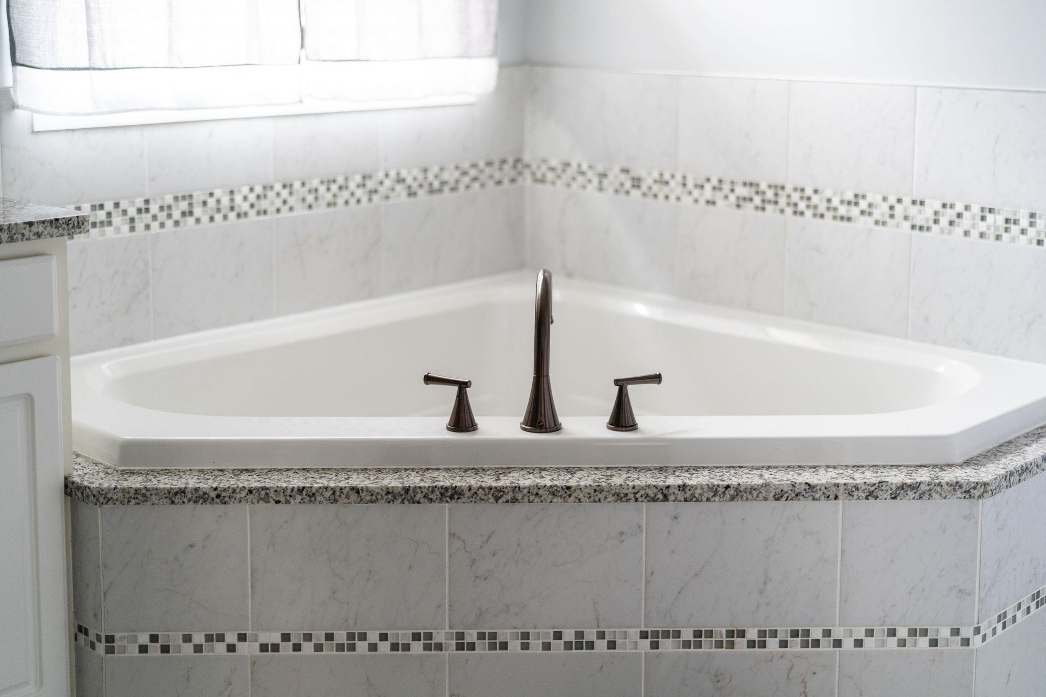 80 RIVERHEAD DR, STAUNTON, Virginia 24401, 4 Bedrooms Bedrooms, ,3 BathroomsBathrooms,Residential,80 RIVERHEAD DR,672394 MLS # 672394