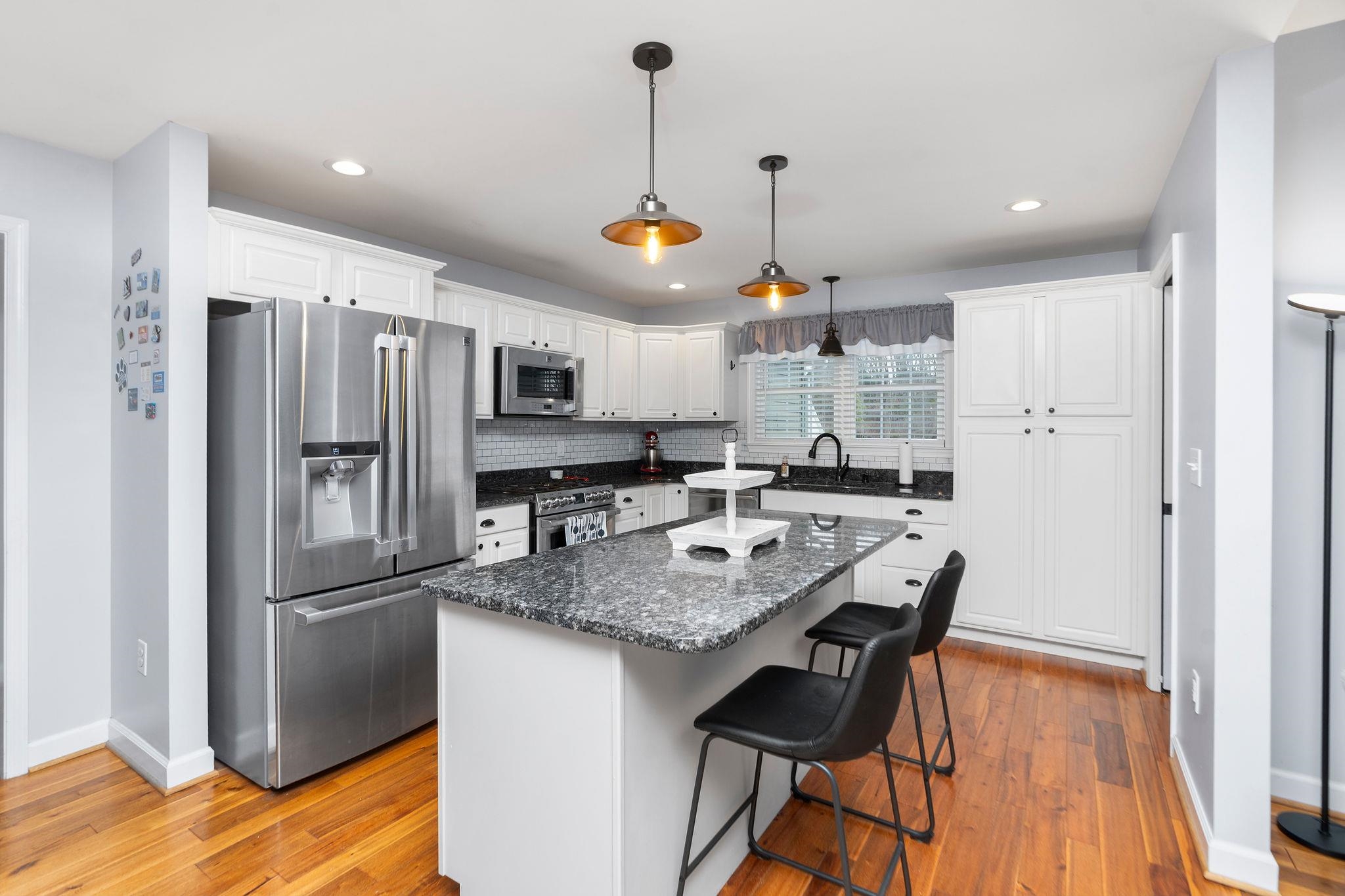 80 RIVERHEAD DR, STAUNTON, Virginia 24401, 4 Bedrooms Bedrooms, ,3 BathroomsBathrooms,Residential,80 RIVERHEAD DR,672394 MLS # 672394