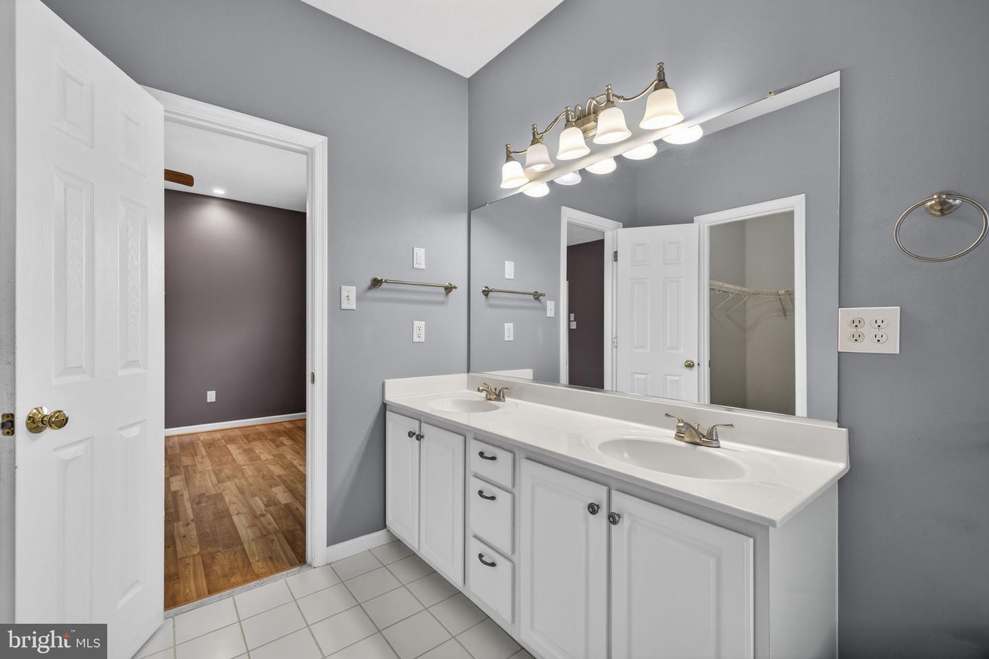 207 TREFOIL CT, WINCHESTER, Virginia 22602, 3 Bedrooms Bedrooms, ,3 BathroomsBathrooms,Residential,For sale,207 TREFOIL CT,VAFV2038808 MLS # VAFV2038808