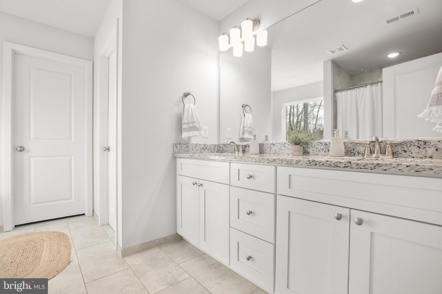 2102 LAKEVIEW PKWY, LOCUST GROVE, Virginia 22508, 4 Bedrooms Bedrooms, 14 Rooms Rooms,1 BathroomBathrooms,Residential,For sale,2102 LAKEVIEW PKWY,VAOR2013094 MLS # VAOR2013094