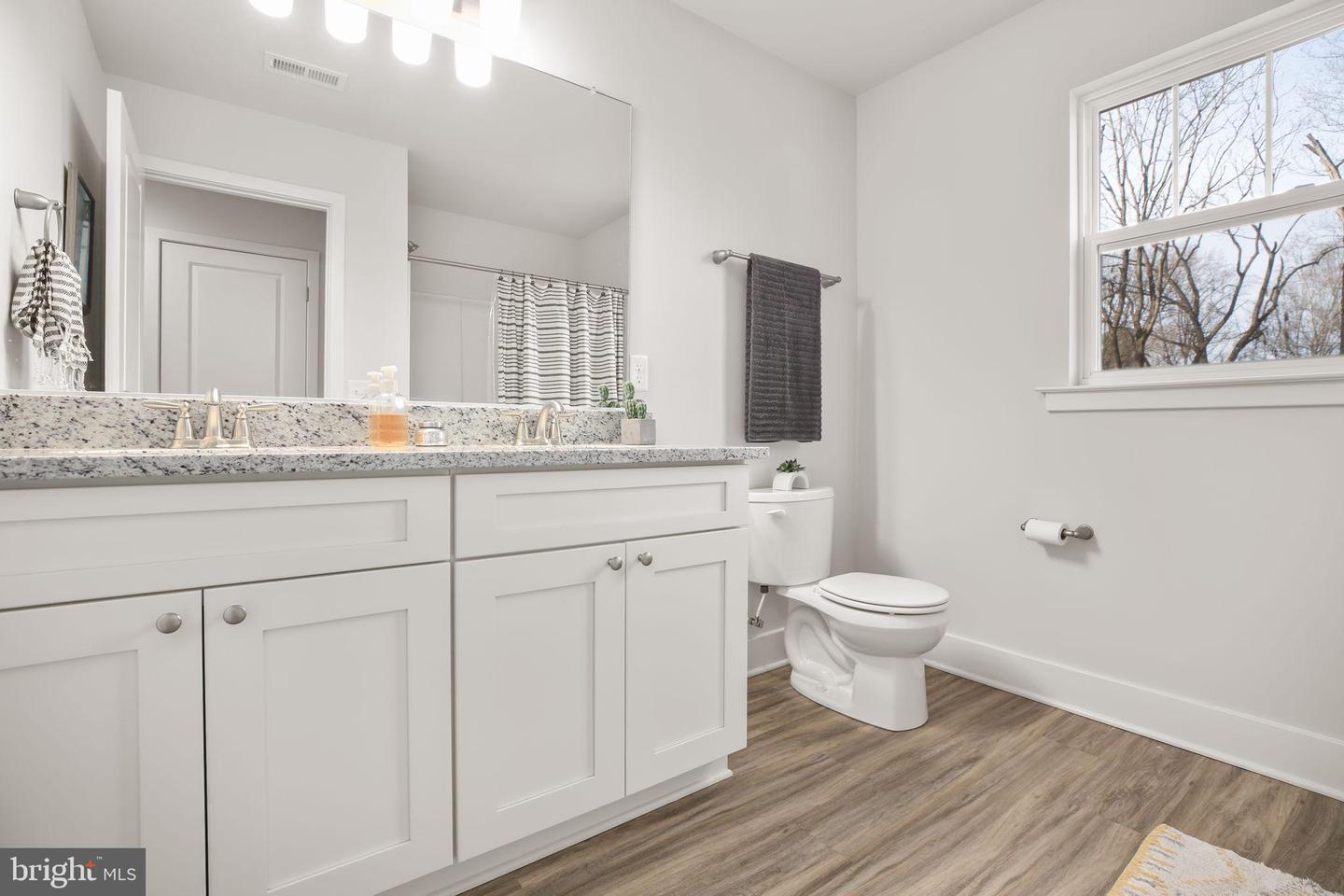 2102 LAKEVIEW PKWY, LOCUST GROVE, Virginia 22508, 4 Bedrooms Bedrooms, 14 Rooms Rooms,1 BathroomBathrooms,Residential,For sale,2102 LAKEVIEW PKWY,VAOR2013094 MLS # VAOR2013094