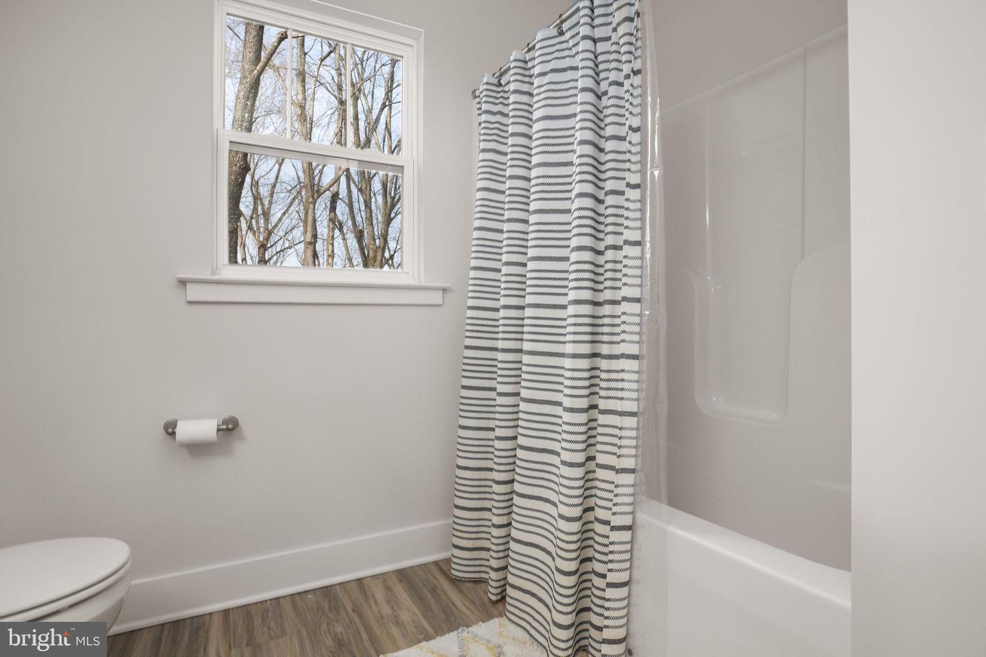 2102 LAKEVIEW PKWY, LOCUST GROVE, Virginia 22508, 4 Bedrooms Bedrooms, 14 Rooms Rooms,1 BathroomBathrooms,Residential,For sale,2102 LAKEVIEW PKWY,VAOR2013094 MLS # VAOR2013094