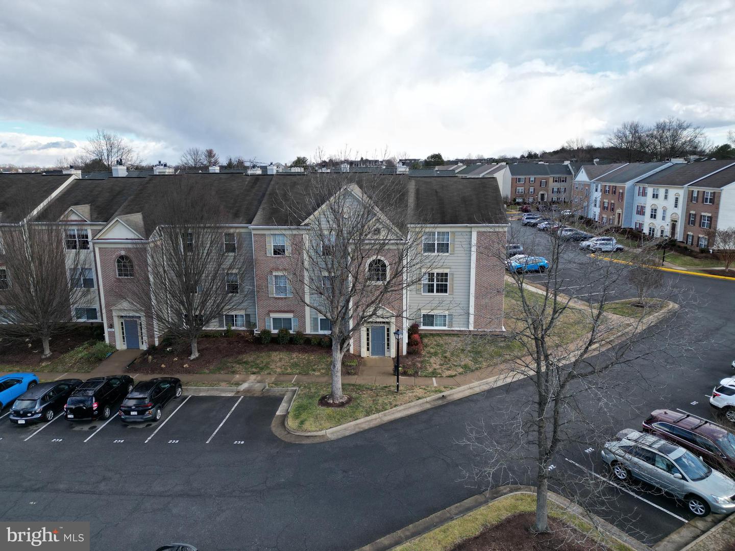 1123 HUNTMASTER TER NE #202, LEESBURG, Virginia 20176, 2 Bedrooms Bedrooms, ,1 BathroomBathrooms,Residential,For sale,1123 HUNTMASTER TER NE #202,VALO2113784 MLS # VALO2113784