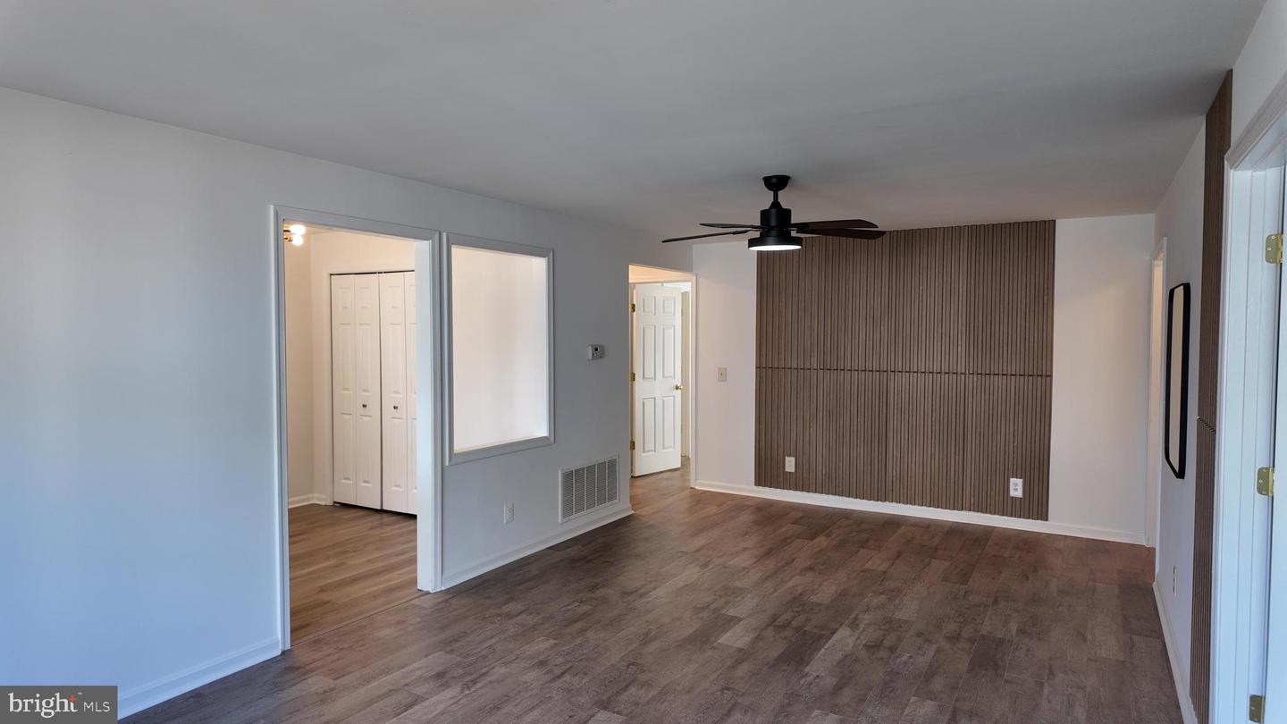 1123 HUNTMASTER TER NE #202, LEESBURG, Virginia 20176, 2 Bedrooms Bedrooms, ,1 BathroomBathrooms,Residential,For sale,1123 HUNTMASTER TER NE #202,VALO2113784 MLS # VALO2113784