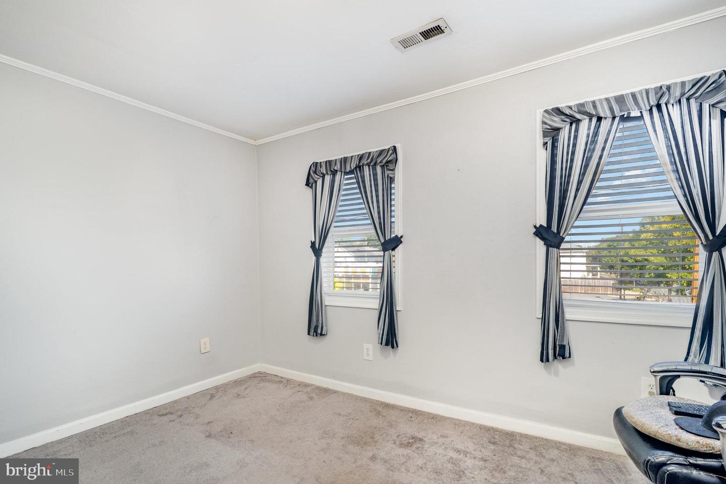 700 LAFAYETTE BLVD, FREDERICKSBURG, Virginia 22401, 4 Bedrooms Bedrooms, ,3 BathroomsBathrooms,Residential,For sale,700 LAFAYETTE BLVD,VAFB2009510 MLS # VAFB2009510