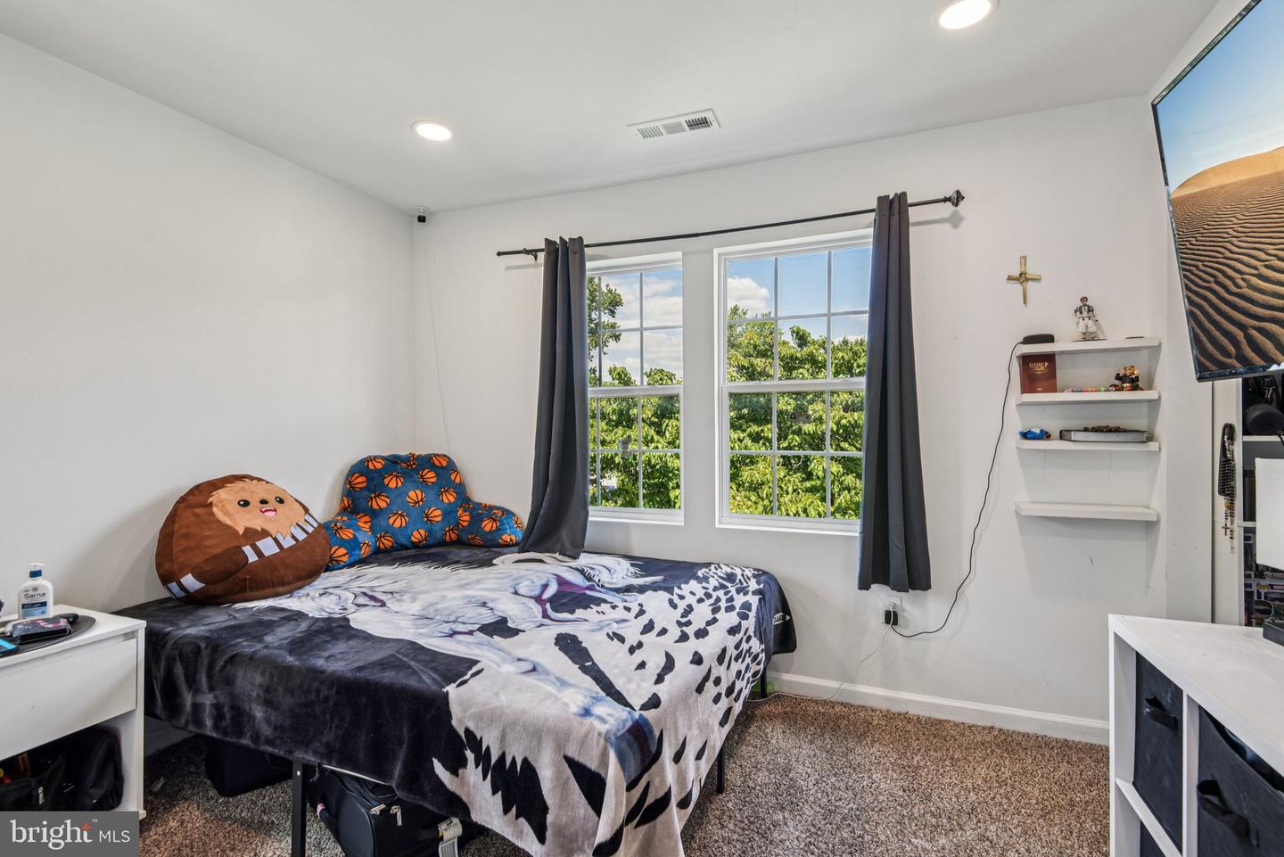 6715 WESTCOTT RD, FALLS CHURCH, Virginia 22042, 6 Bedrooms Bedrooms, ,4 BathroomsBathrooms,Residential,For sale,6715 WESTCOTT RD,VAFX2260260 MLS # VAFX2260260