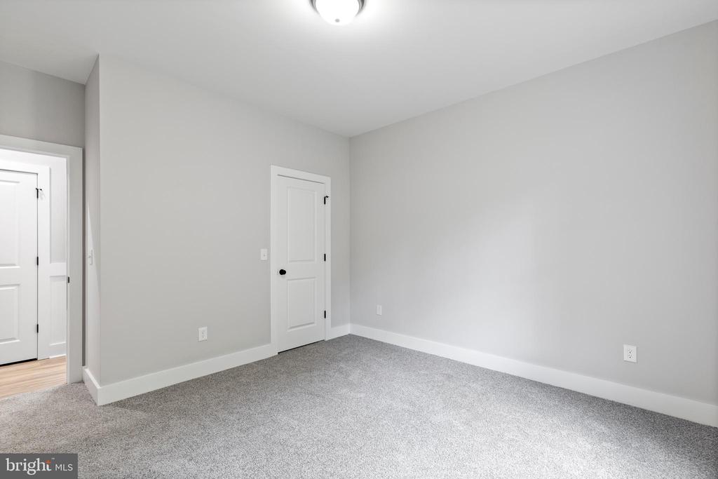 10416 NI RIVER DR, SPOTSYLVANIA, Virginia 22553, 4 Bedrooms Bedrooms, ,3 BathroomsBathrooms,Residential,10416 NI RIVER DR,VASP2037930 MLS # VASP2037930