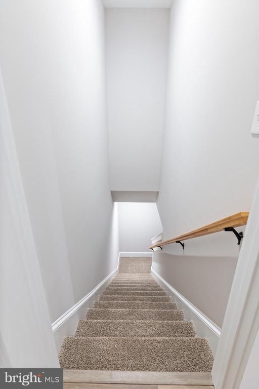 10416 NI RIVER DR, SPOTSYLVANIA, Virginia 22553, 4 Bedrooms Bedrooms, ,3 BathroomsBathrooms,Residential,10416 NI RIVER DR,VASP2037930 MLS # VASP2037930