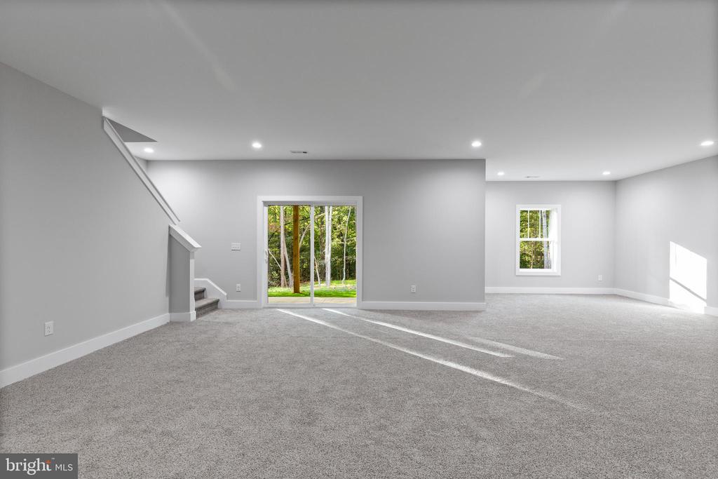 10416 NI RIVER DR, SPOTSYLVANIA, Virginia 22553, 4 Bedrooms Bedrooms, ,3 BathroomsBathrooms,Residential,10416 NI RIVER DR,VASP2037930 MLS # VASP2037930