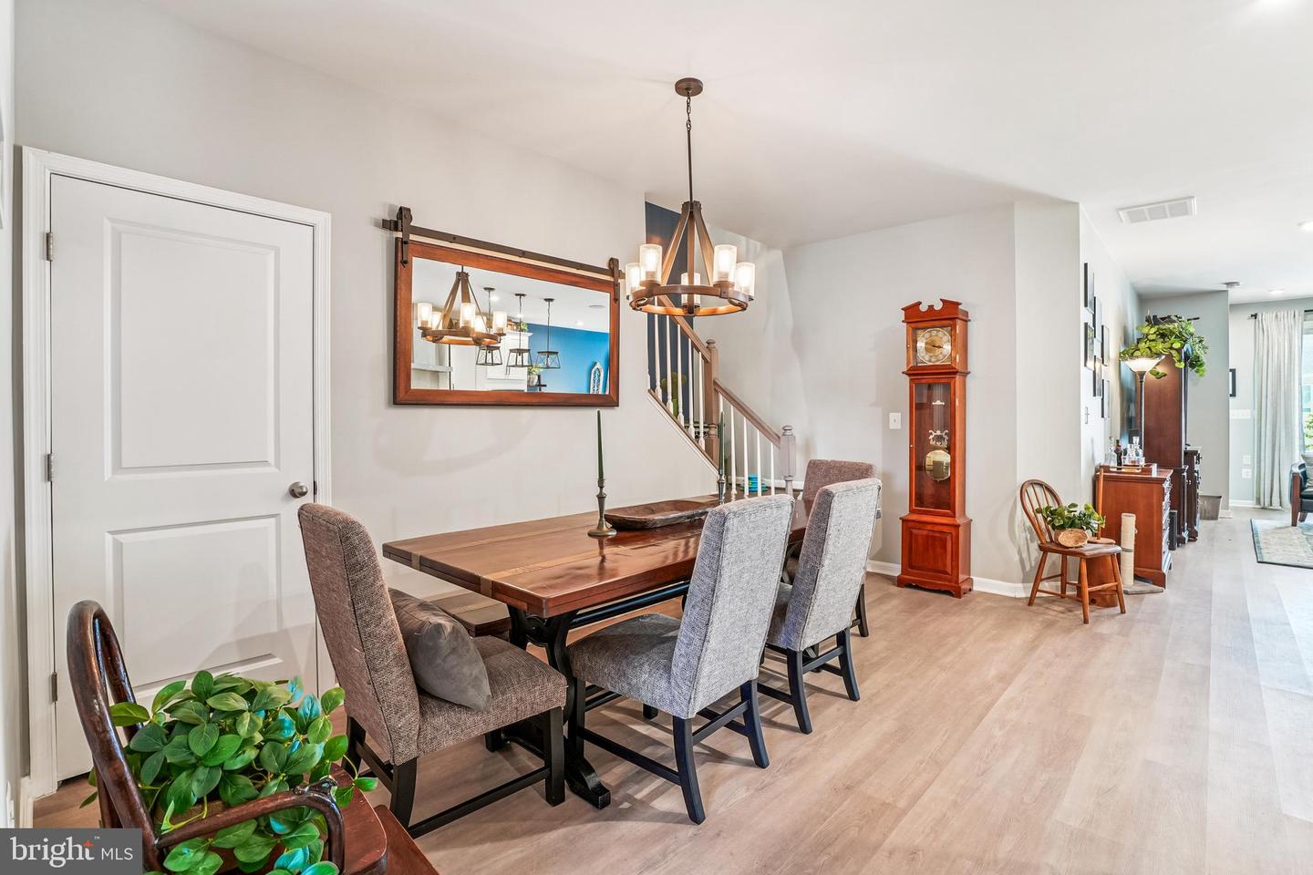 3703 HAVERTILL LN, WOODBRIDGE, Virginia 22193, 3 Bedrooms Bedrooms, 6 Rooms Rooms,2 BathroomsBathrooms,Residential,For sale,3703 HAVERTILL LN,VAPW2104222 MLS # VAPW2104222