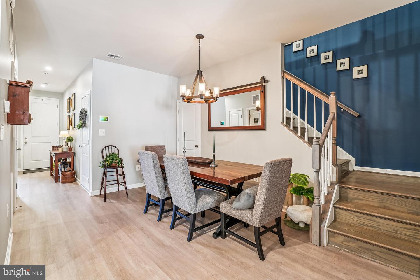 3703 HAVERTILL LN, WOODBRIDGE, Virginia 22193, 3 Bedrooms Bedrooms, 6 Rooms Rooms,2 BathroomsBathrooms,Residential,For sale,3703 HAVERTILL LN,VAPW2104222 MLS # VAPW2104222