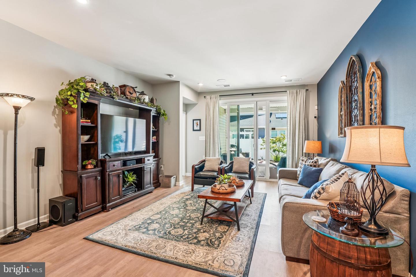 3703 HAVERTILL LN, WOODBRIDGE, Virginia 22193, 3 Bedrooms Bedrooms, 6 Rooms Rooms,2 BathroomsBathrooms,Residential,For sale,3703 HAVERTILL LN,VAPW2104222 MLS # VAPW2104222