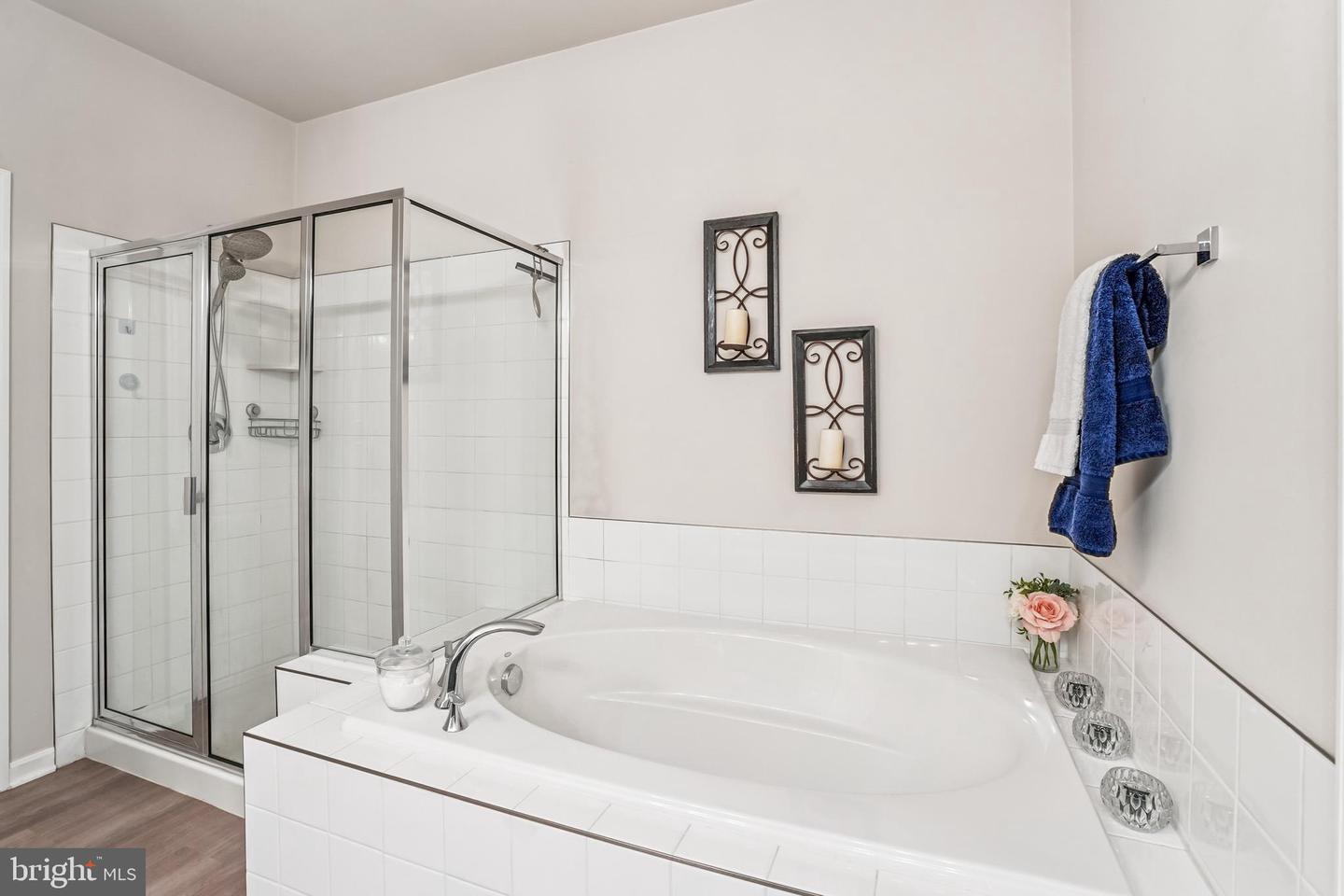 3703 HAVERTILL LN, WOODBRIDGE, Virginia 22193, 3 Bedrooms Bedrooms, 6 Rooms Rooms,2 BathroomsBathrooms,Residential,For sale,3703 HAVERTILL LN,VAPW2104222 MLS # VAPW2104222