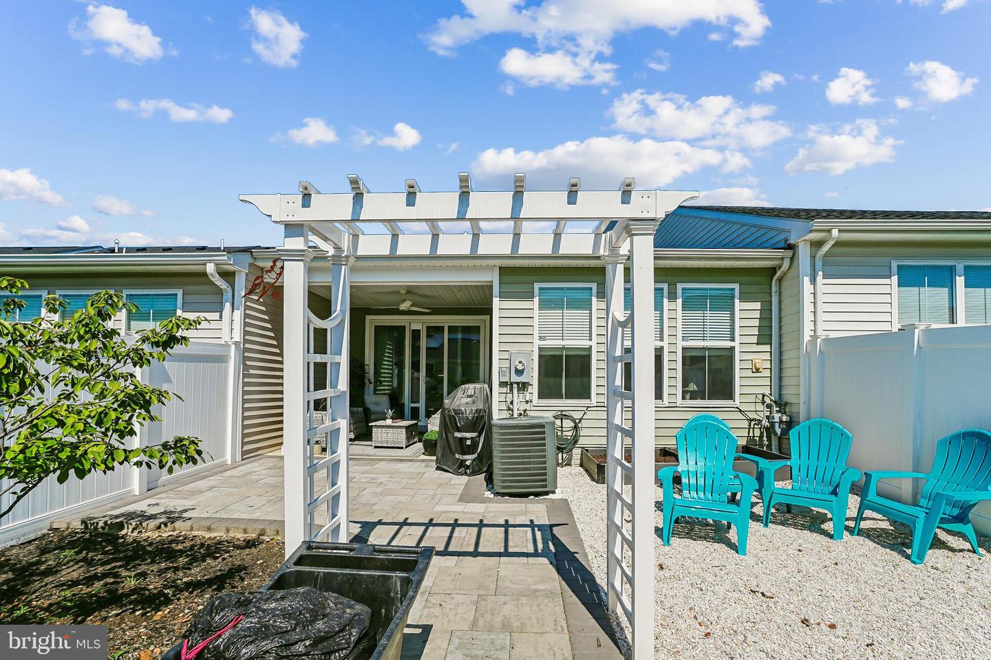 3703 HAVERTILL LN, WOODBRIDGE, Virginia 22193, 3 Bedrooms Bedrooms, 6 Rooms Rooms,2 BathroomsBathrooms,Residential,For sale,3703 HAVERTILL LN,VAPW2104222 MLS # VAPW2104222