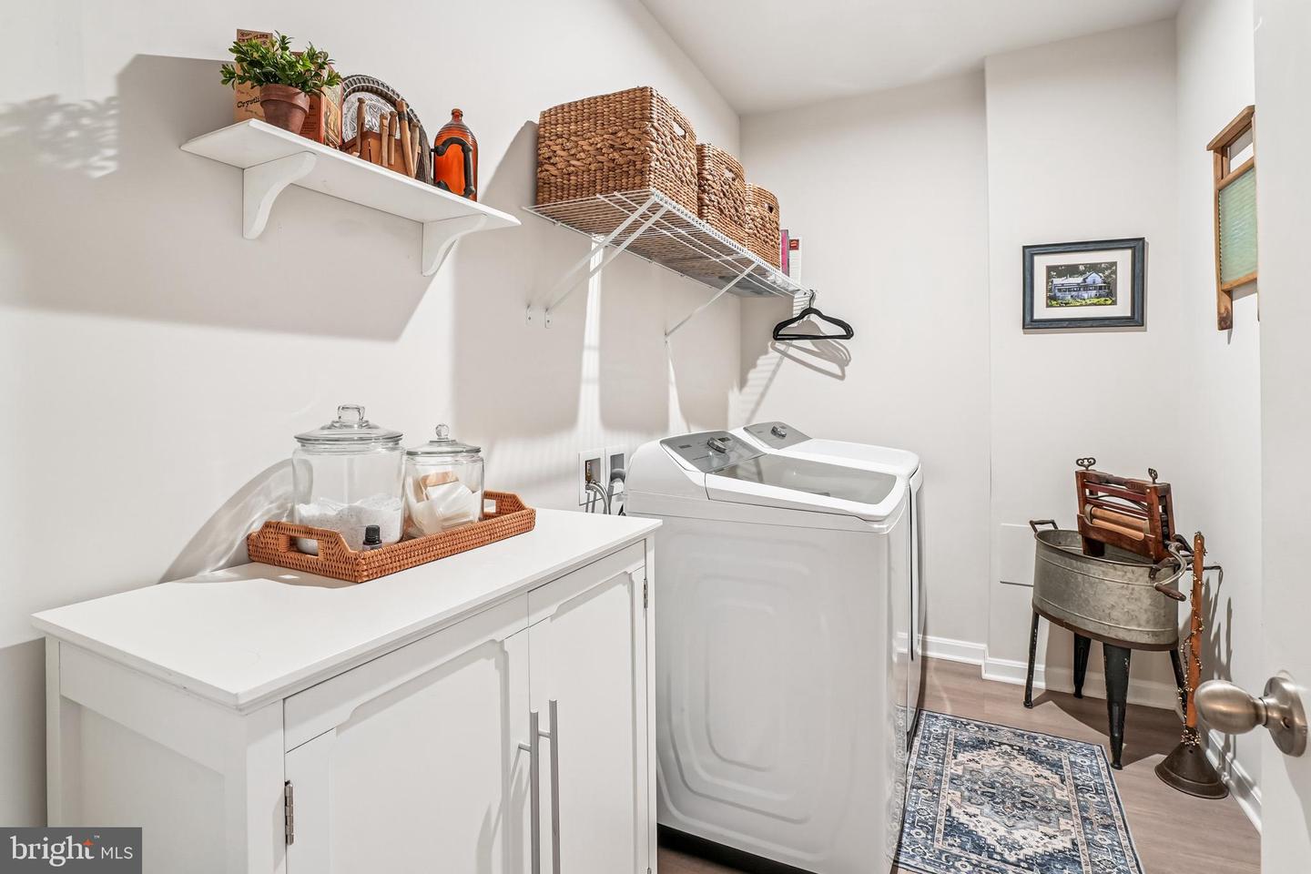 3703 HAVERTILL LN, WOODBRIDGE, Virginia 22193, 3 Bedrooms Bedrooms, 6 Rooms Rooms,2 BathroomsBathrooms,Residential,For sale,3703 HAVERTILL LN,VAPW2104222 MLS # VAPW2104222