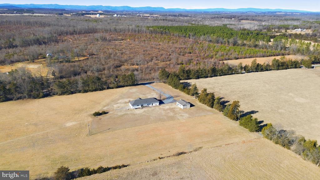 18141 YOUNGS LN, ELKWOOD, Virginia 22718, 4 Bedrooms Bedrooms, ,2 BathroomsBathrooms,Residential,18141 YOUNGS LN,VACU2012298 MLS # VACU2012298