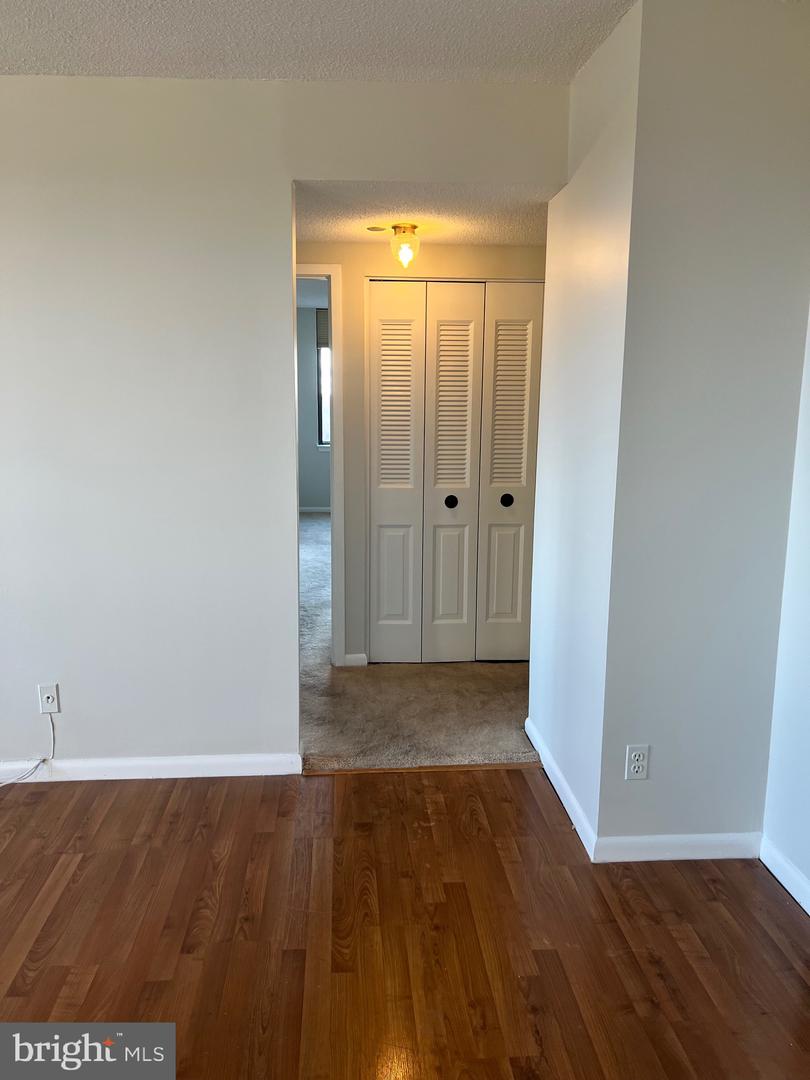3709 GEORGE MASON DR #1213 E, FALLS CHURCH, Virginia 22041, 2 Bedrooms Bedrooms, ,2 BathroomsBathrooms,Residential,For sale,3709 GEORGE MASON DR #1213 E,VAFX2274458 MLS # VAFX2274458