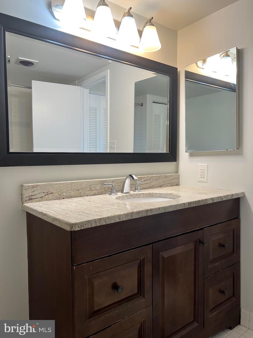 3709 GEORGE MASON DR #1213 E, FALLS CHURCH, Virginia 22041, 2 Bedrooms Bedrooms, ,2 BathroomsBathrooms,Residential,For sale,3709 GEORGE MASON DR #1213 E,VAFX2274458 MLS # VAFX2274458