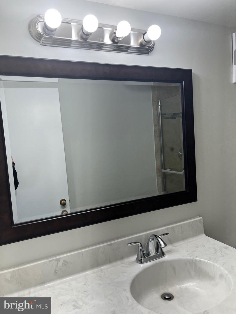 3709 GEORGE MASON DR #1213 E, FALLS CHURCH, Virginia 22041, 2 Bedrooms Bedrooms, ,2 BathroomsBathrooms,Residential,For sale,3709 GEORGE MASON DR #1213 E,VAFX2274458 MLS # VAFX2274458