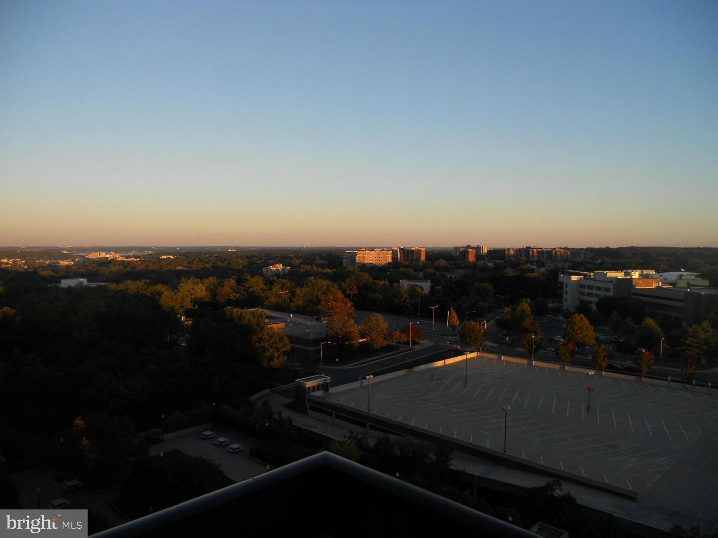 3709 GEORGE MASON DR #1213 E, FALLS CHURCH, Virginia 22041, 2 Bedrooms Bedrooms, ,2 BathroomsBathrooms,Residential,For sale,3709 GEORGE MASON DR #1213 E,VAFX2274458 MLS # VAFX2274458