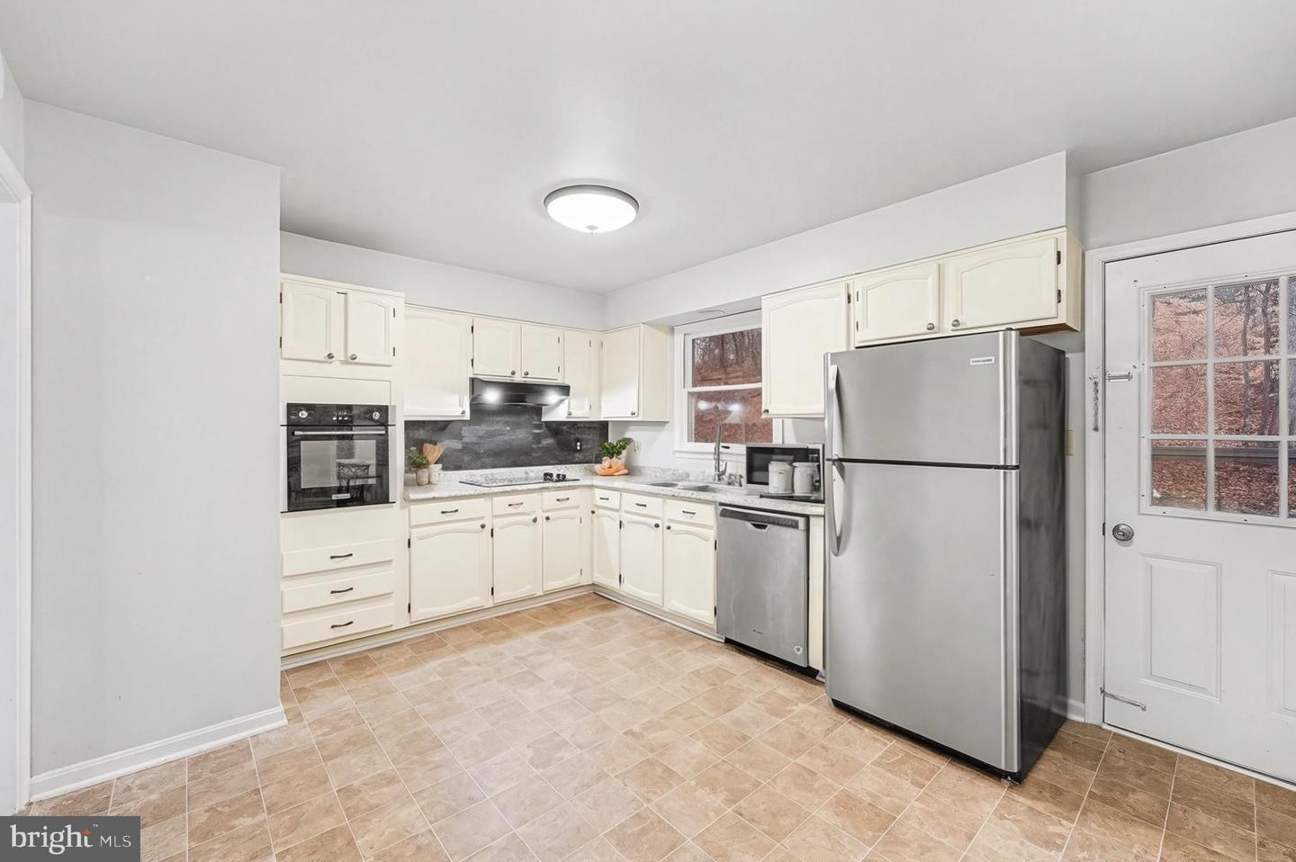 2108 AQUIA DR, STAFFORD, Virginia 22554, 4 Bedrooms Bedrooms, ,3 BathroomsBathrooms,Residential,For sale,2108 AQUIA DR,VAST2043596 MLS # VAST2043596