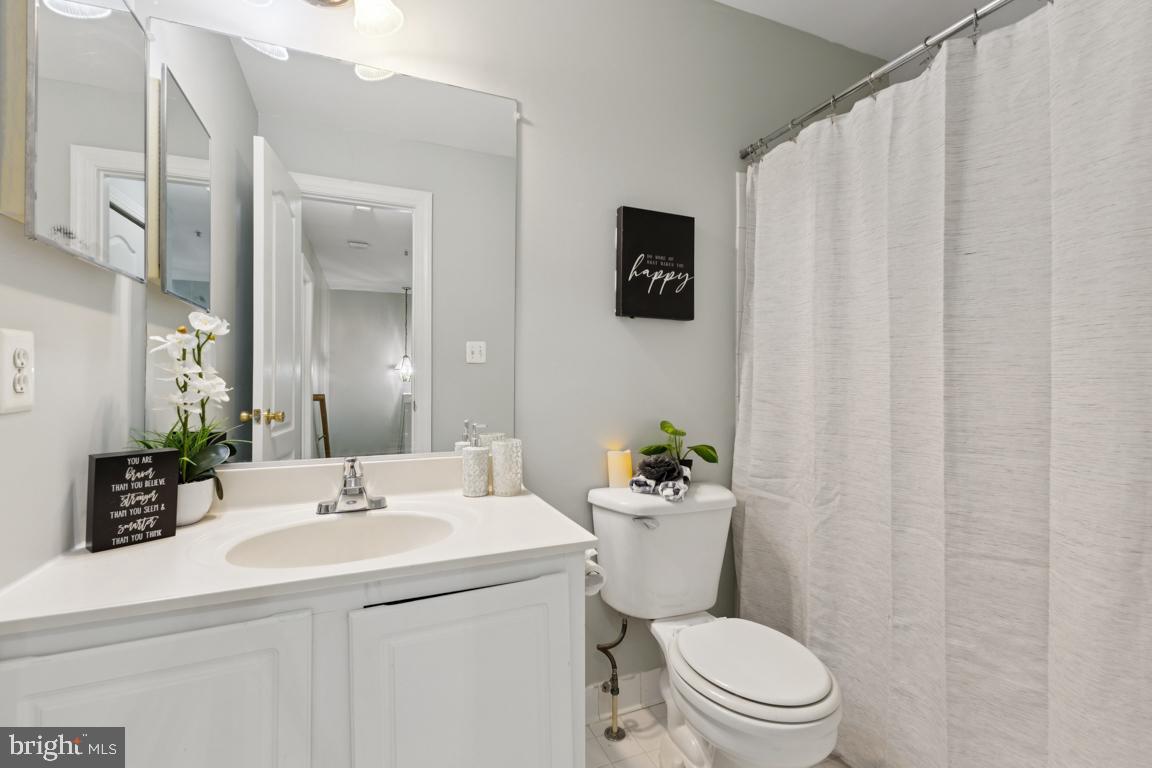 8058 GENEA WAY #48, FALLS CHURCH, Virginia 22042, 3 Bedrooms Bedrooms, ,2 BathroomsBathrooms,Residential,For sale,8058 GENEA WAY #48,VAFX2275062 MLS # VAFX2275062