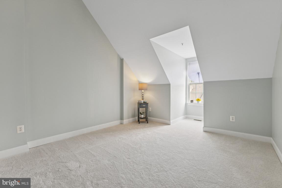 8058 GENEA WAY #48, FALLS CHURCH, Virginia 22042, 3 Bedrooms Bedrooms, ,2 BathroomsBathrooms,Residential,For sale,8058 GENEA WAY #48,VAFX2275062 MLS # VAFX2275062