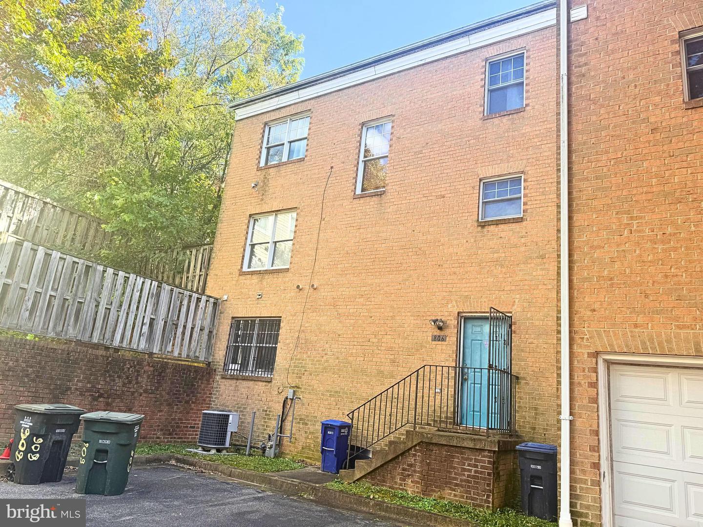 806 HR DR SE, WASHINGTON, District Of Columbia 20032, 4 Bedrooms Bedrooms, ,3 BathroomsBathrooms,Residential,For sale,806 HR DR SE,DCDC2229046 MLS # DCDC2229046