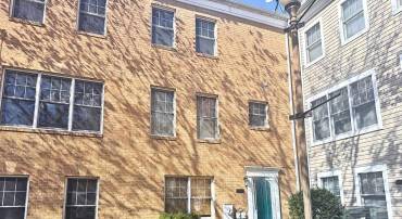 806 HR DR SE, WASHINGTON, District Of Columbia 20032, 4 Bedrooms Bedrooms, ,3 BathroomsBathrooms,Residential,For sale,806 HR DR SE,DCDC2229046 MLS # DCDC2229046