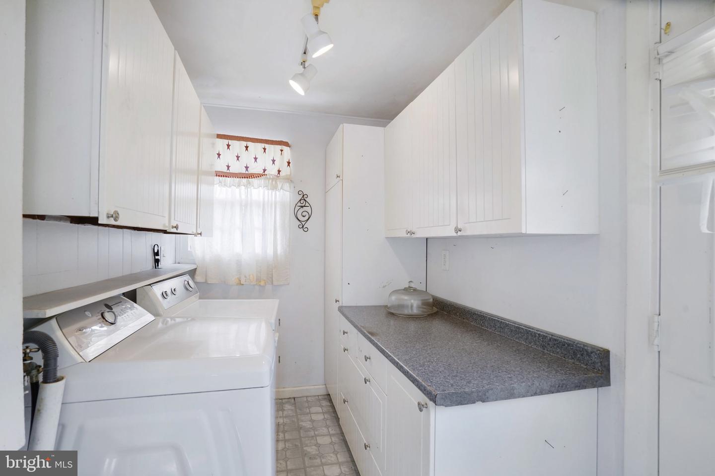 4817 UPLAND DR, ALEXANDRIA, Virginia 22310, 3 Bedrooms Bedrooms, ,2 BathroomsBathrooms,Residential,For sale,4817 UPLAND DR,VAFX2277272 MLS # VAFX2277272