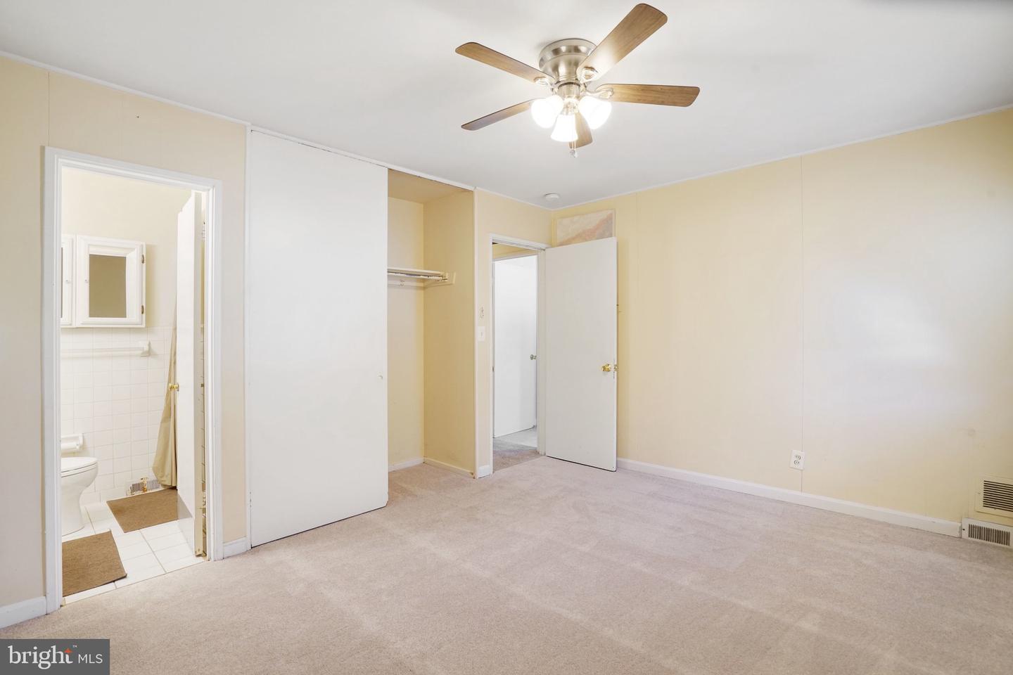 4817 UPLAND DR, ALEXANDRIA, Virginia 22310, 3 Bedrooms Bedrooms, ,2 BathroomsBathrooms,Residential,For sale,4817 UPLAND DR,VAFX2277272 MLS # VAFX2277272