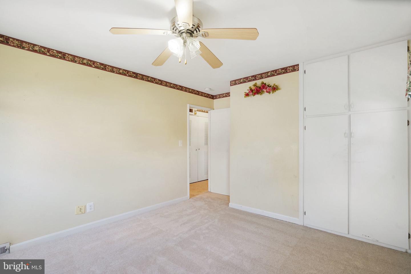 4817 UPLAND DR, ALEXANDRIA, Virginia 22310, 3 Bedrooms Bedrooms, ,2 BathroomsBathrooms,Residential,For sale,4817 UPLAND DR,VAFX2277272 MLS # VAFX2277272