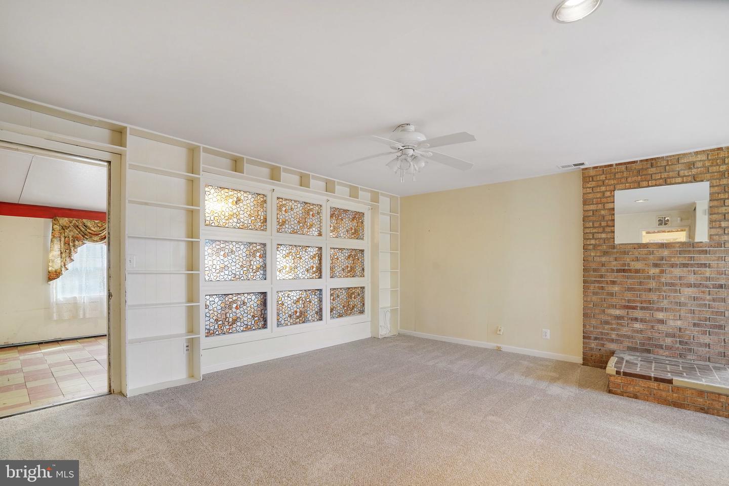 4817 UPLAND DR, ALEXANDRIA, Virginia 22310, 3 Bedrooms Bedrooms, ,2 BathroomsBathrooms,Residential,For sale,4817 UPLAND DR,VAFX2277272 MLS # VAFX2277272