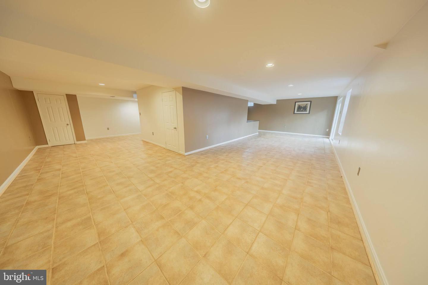 2201 NOBEHAR, VIENNA, Virginia 22181, 5 Bedrooms Bedrooms, ,3 BathroomsBathrooms,Residential,For sale,2201 NOBEHAR,VAFX2278508 MLS # VAFX2278508