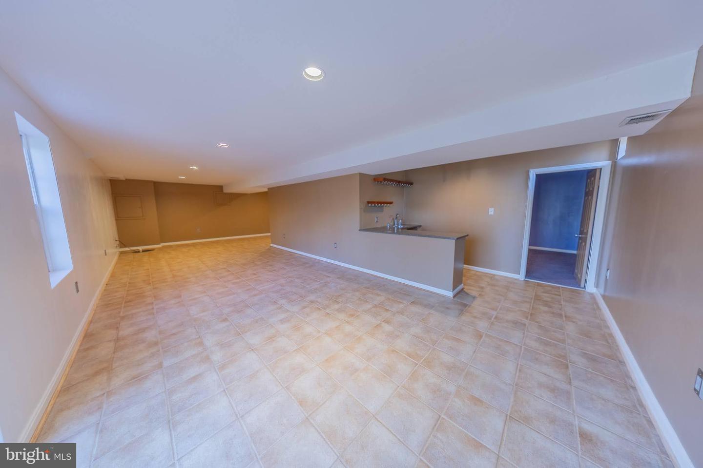 2201 NOBEHAR, VIENNA, Virginia 22181, 5 Bedrooms Bedrooms, ,3 BathroomsBathrooms,Residential,For sale,2201 NOBEHAR,VAFX2278508 MLS # VAFX2278508