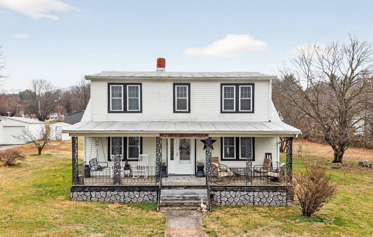 6699 S EAST SIDE HWY, ELKTON, Virginia 22827, 4 Bedrooms Bedrooms, ,1 BathroomBathrooms,Residential,6699 S EAST SIDE HWY,672408 MLS # 672408