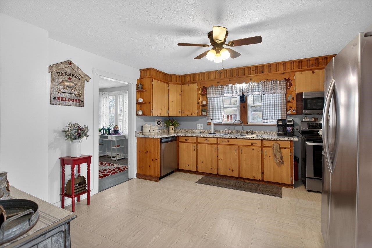 6699 S EAST SIDE HWY, ELKTON, Virginia 22827, 4 Bedrooms Bedrooms, ,1 BathroomBathrooms,Residential,6699 S EAST SIDE HWY,672408 MLS # 672408