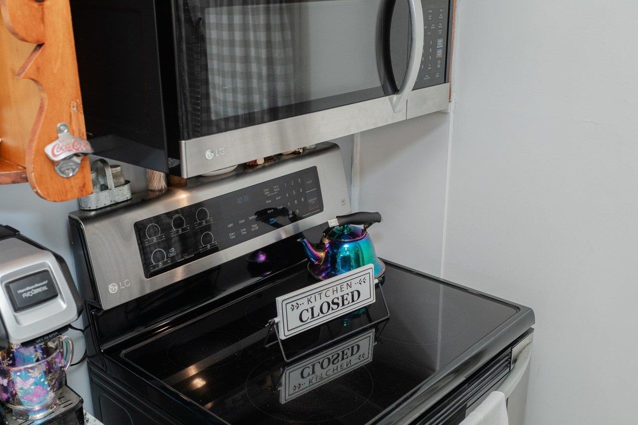 6699 S EAST SIDE HWY, ELKTON, Virginia 22827, 4 Bedrooms Bedrooms, ,1 BathroomBathrooms,Residential,6699 S EAST SIDE HWY,672408 MLS # 672408