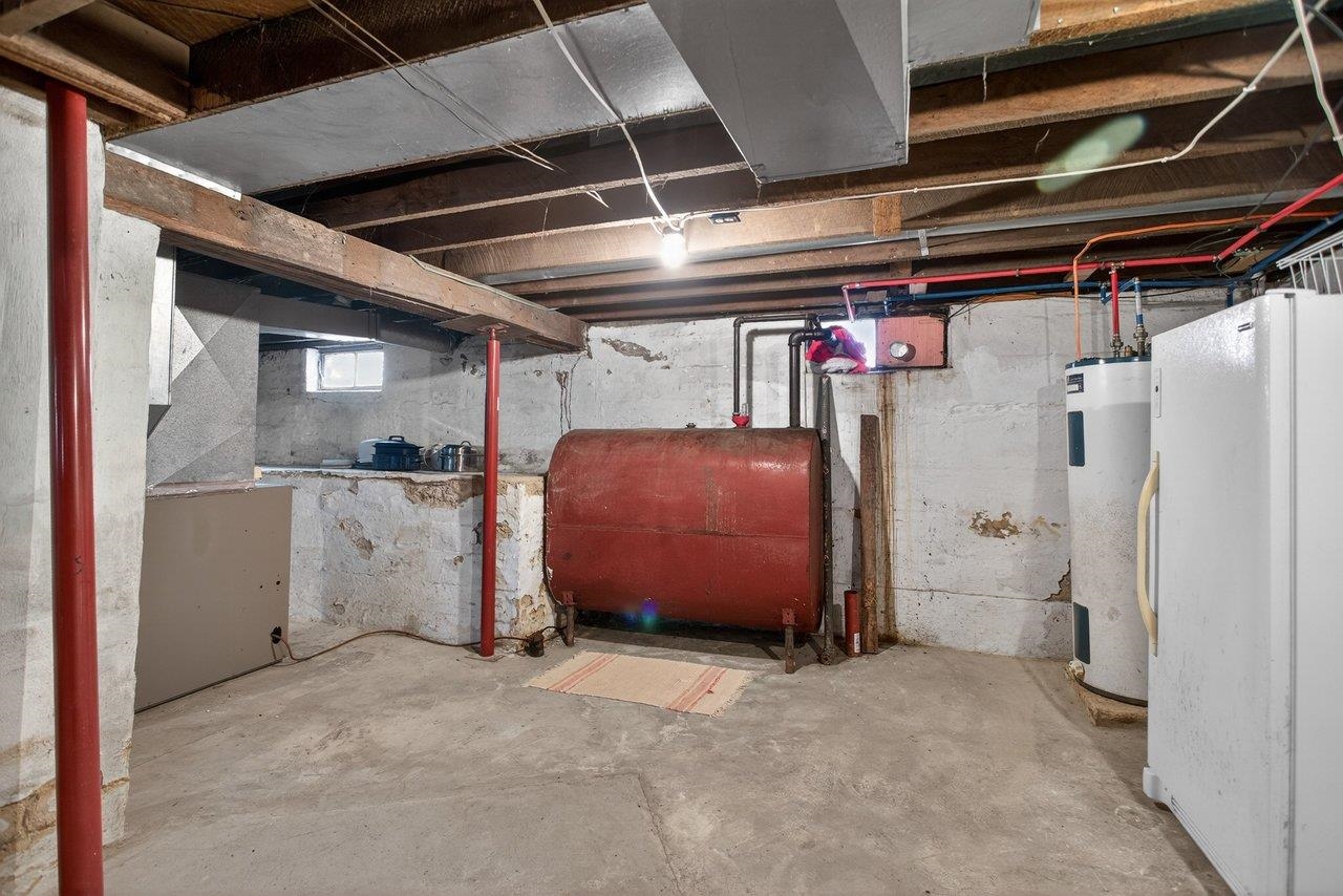 6699 S EAST SIDE HWY, ELKTON, Virginia 22827, 4 Bedrooms Bedrooms, ,1 BathroomBathrooms,Residential,6699 S EAST SIDE HWY,672408 MLS # 672408