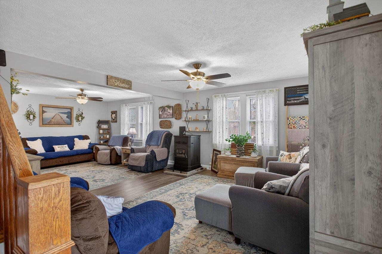 6699 S EAST SIDE HWY, ELKTON, Virginia 22827, 4 Bedrooms Bedrooms, ,1 BathroomBathrooms,Residential,6699 S EAST SIDE HWY,672408 MLS # 672408