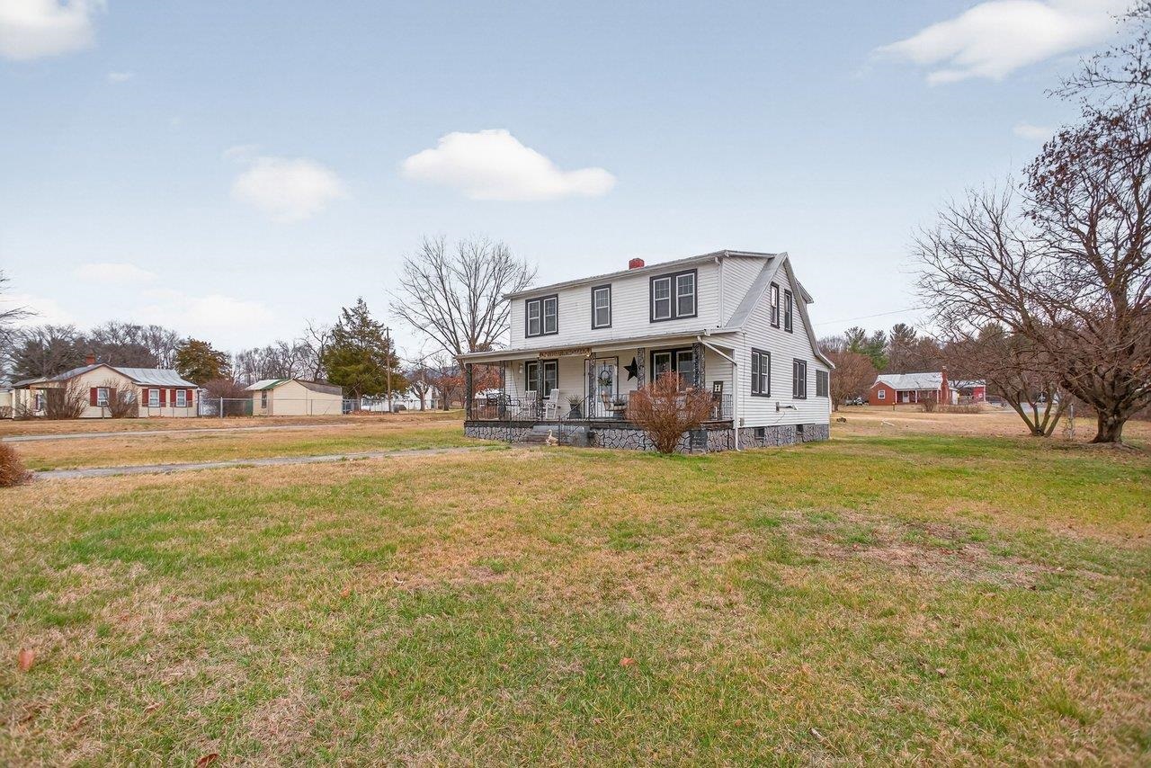 6699 S EAST SIDE HWY, ELKTON, Virginia 22827, 4 Bedrooms Bedrooms, ,1 BathroomBathrooms,Residential,6699 S EAST SIDE HWY,672408 MLS # 672408