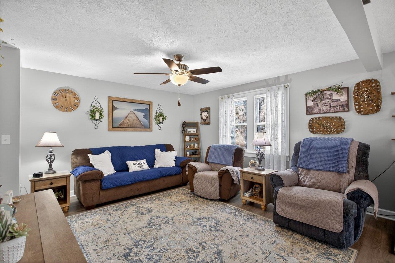 6699 S EAST SIDE HWY, ELKTON, Virginia 22827, 4 Bedrooms Bedrooms, ,1 BathroomBathrooms,Residential,6699 S EAST SIDE HWY,672408 MLS # 672408