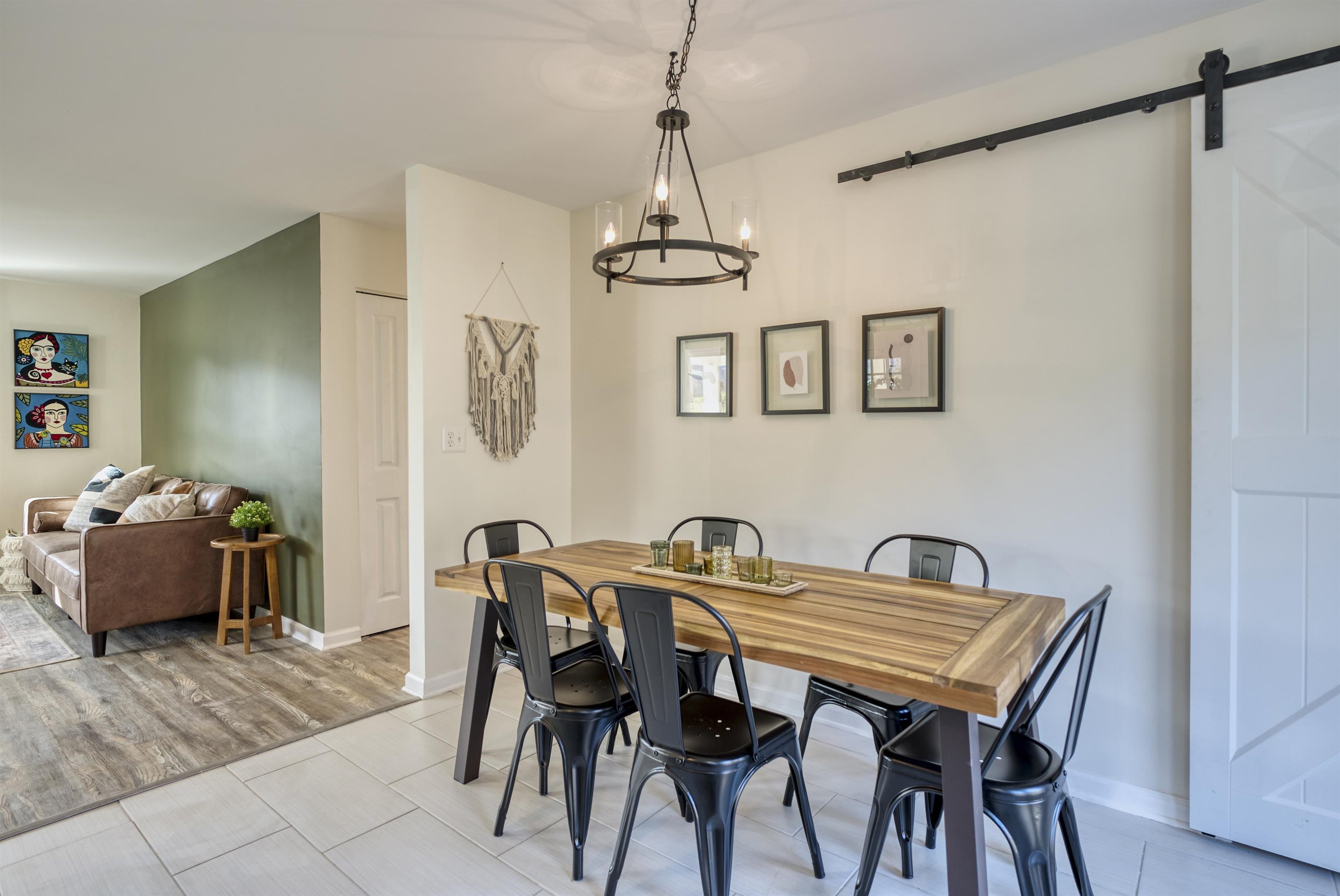 220 VIEW MOUNTAIN RD, STANLEY, Virginia 22851, 3 Bedrooms Bedrooms, ,2 BathroomsBathrooms,Residential,Silox Getaway,220 VIEW MOUNTAIN RD,672414 MLS # 672414